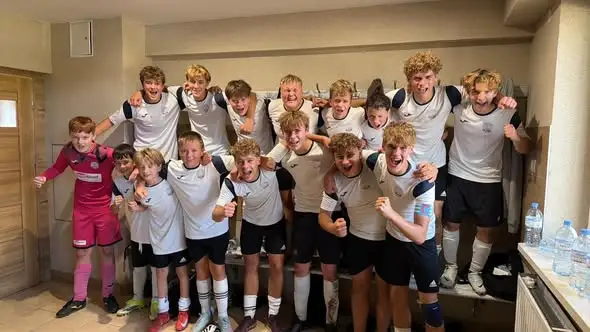 Juniorzy młodsi Strzelca Frysztak liderem! Piąte zwycięstwo z rzędu i hat-trick Mikołaja Ziemby