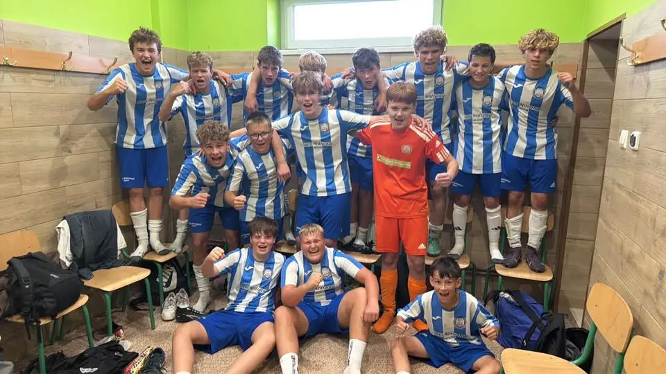 Juniorzy Strzelca Frysztak nie do zatrzymania – szóste zwycięstwo i czwarty hattrick Ziemby