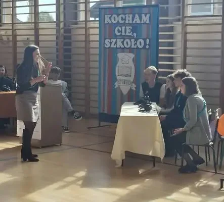 Dzień Edukacji Narodowej w SP Niebylec: teleturniej „Kocham Cię, Szkoło!”